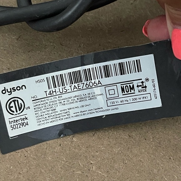 Dyson Airwrap Multi Styler Complete Long Barrel Nickel/Copper 6 piece - Picture 5 of 7